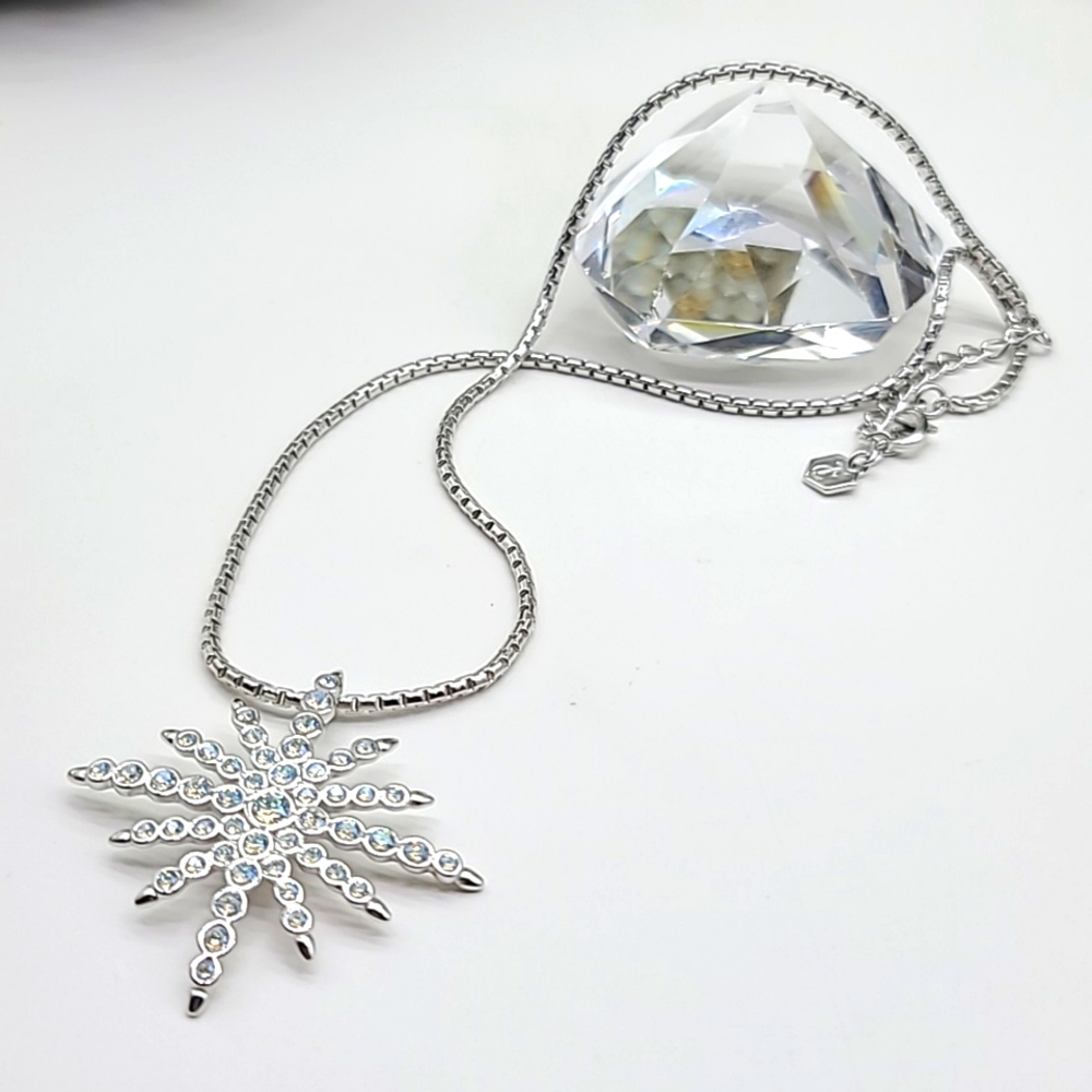 $119 NWOTS! Touchstone by Swarovski Austrian Crystal "Snowflake" Pendant ❄️ - Picture 3 of 12